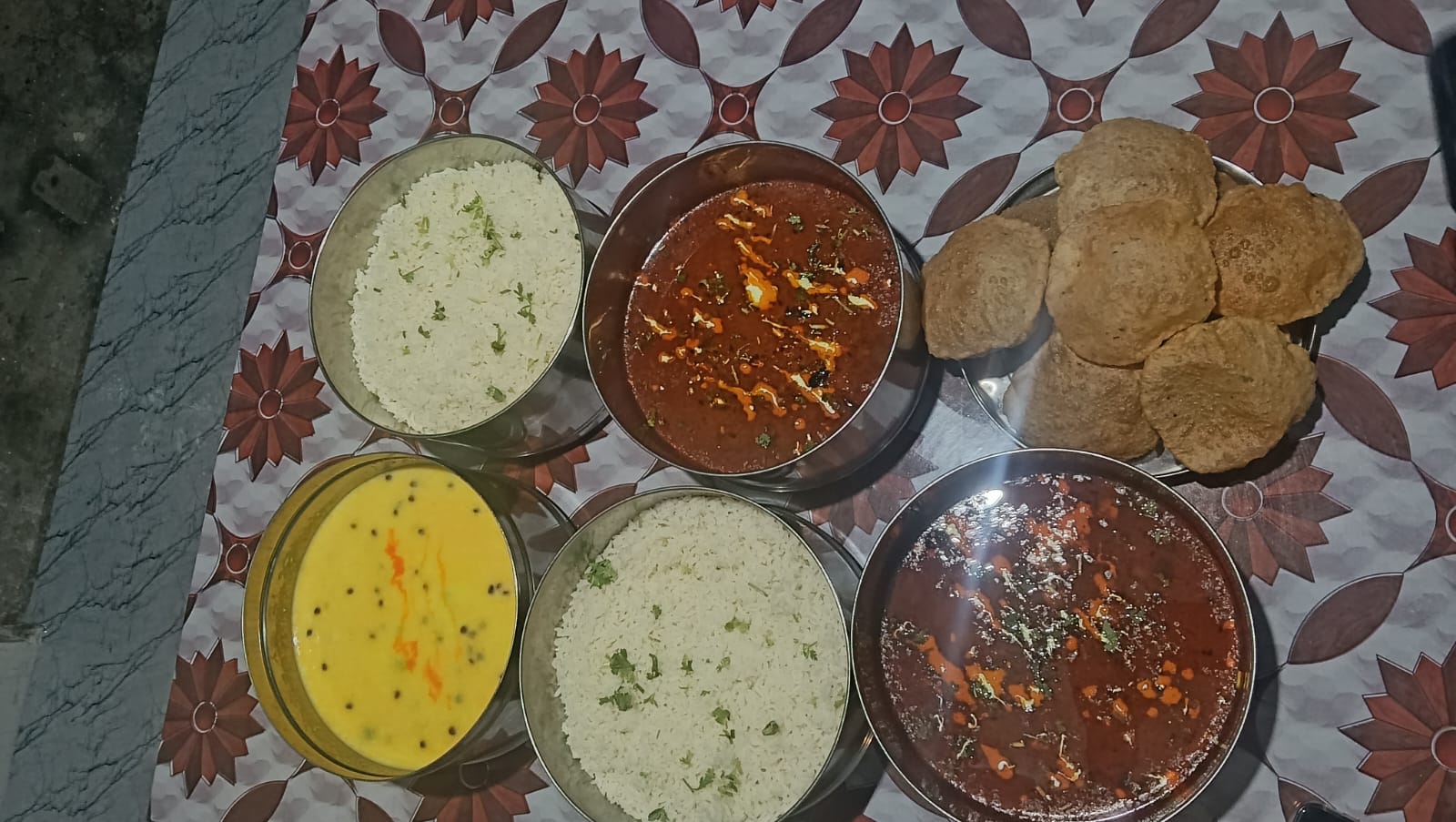 Home-cooked food at Hostels Wala